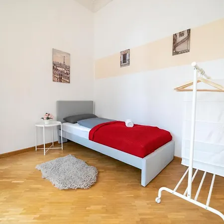 Fullhouse - Halle - Vs7 - 3 Beds - Nespresso Buitenkant foto