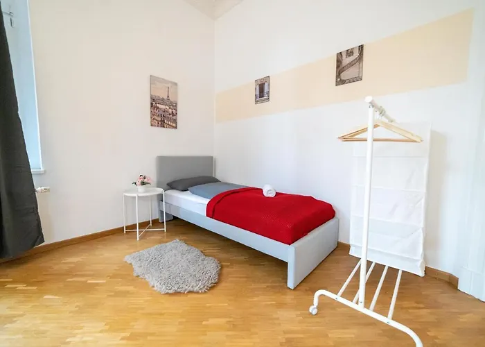 Fullhouse - Halle - Vs7 - 3 Beds - Nespresso